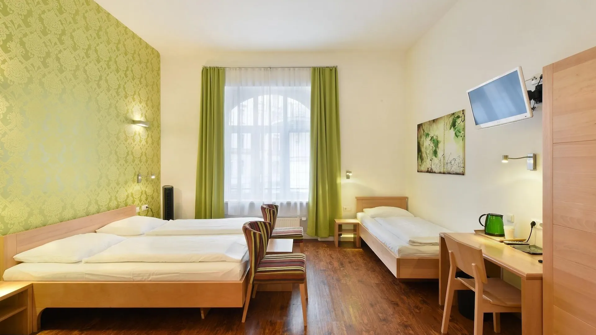 Hotel Mocca Vienna 3*,  Austria