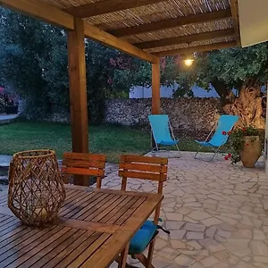 Ca Sotto Il Carrubo, A 100 Mt Dal Mare! Casa vacanze Avola