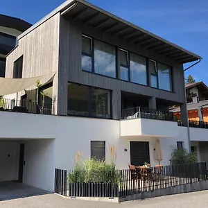 Sunside Apartment