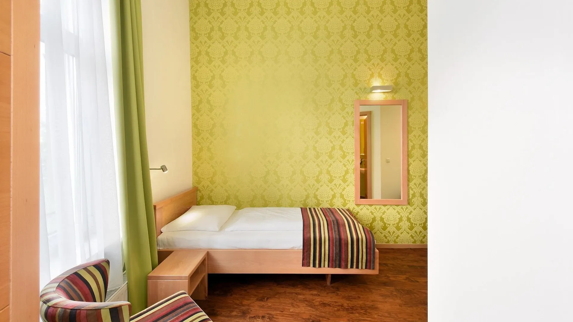 Hotel Mocca Viyana Avusturya